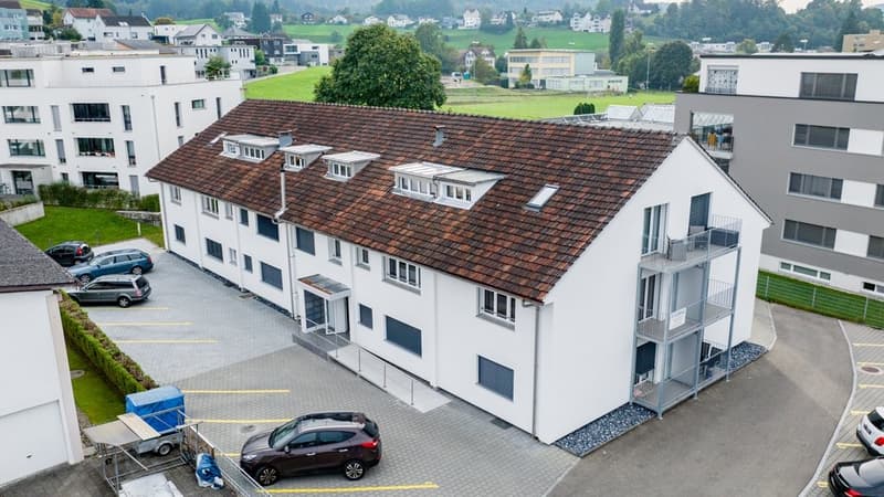 CHARMANTE WOHNUNG UNWEIT VOM BAHNHOF (1)