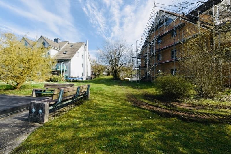 TRAUMHAFTE GARTENWOHNUNG AN FAMILIENFREUNDLICHER LAGE (1)