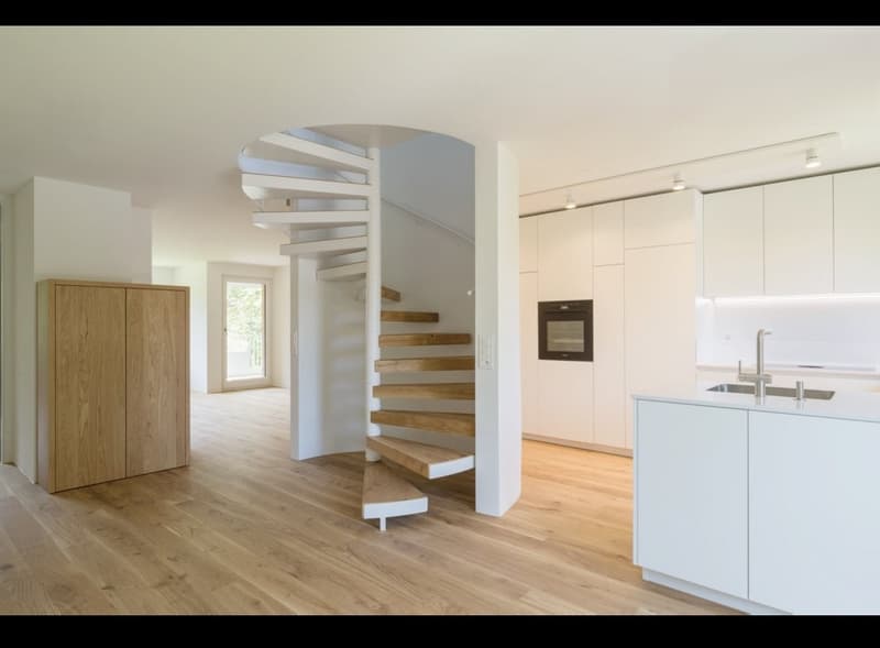 STILVOLLES AMBIENTE UND MODERNE ELEGANZ IN KLOTEN (5)