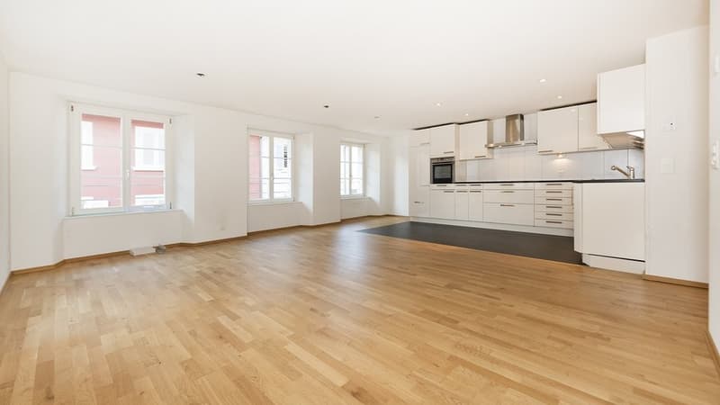 WUNDERSCHÖNE WOHNUNG MIT TERRASSE AN TOP-LAGE! (4)