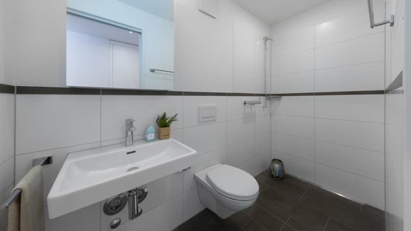 MODERN WOHNEN MIT GROSSEM BALKON UND BESTER AUSSTATTUNG (9)