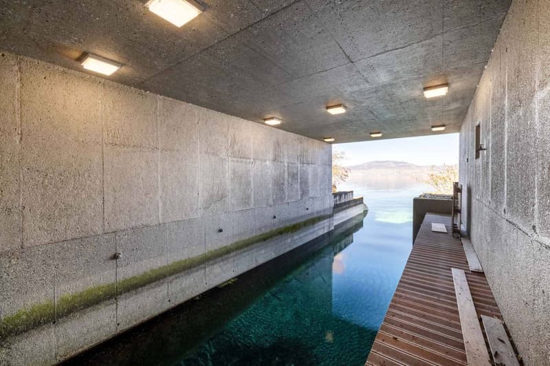 Garage à bateau