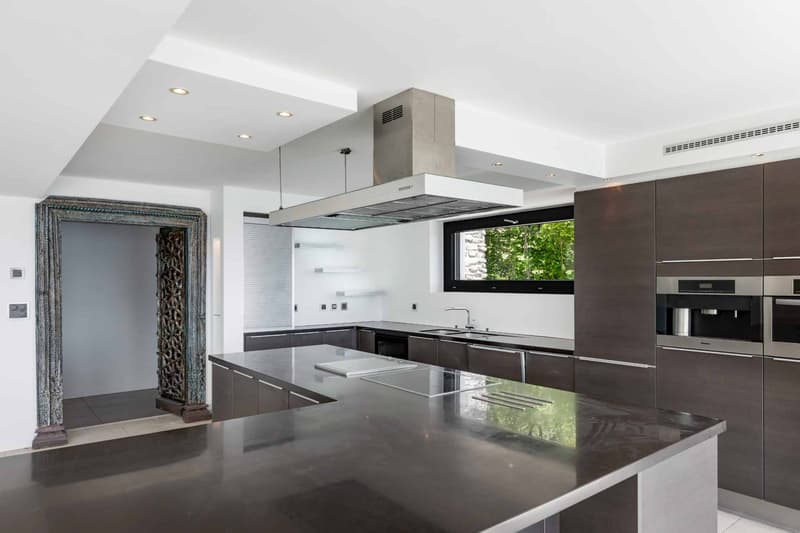 Villa contemporaine au calme avec une vue époustouflante (7)