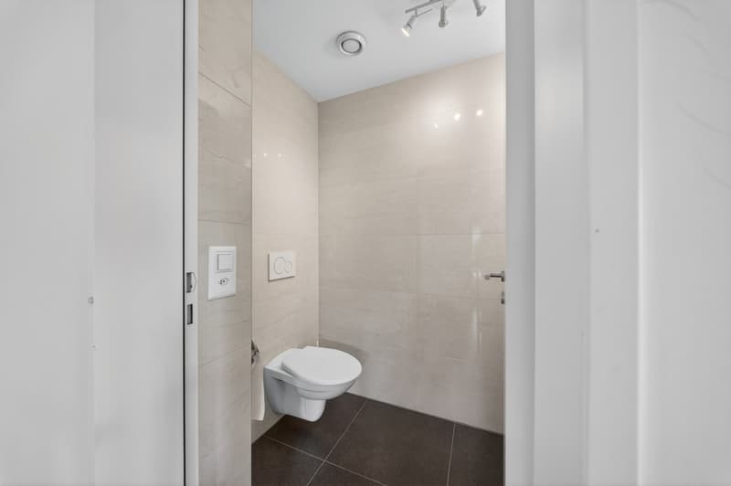 Moderne 2.5-Zimmer-Wohnung mit Balkon und Top-Ausstattung in Altendorf (7)