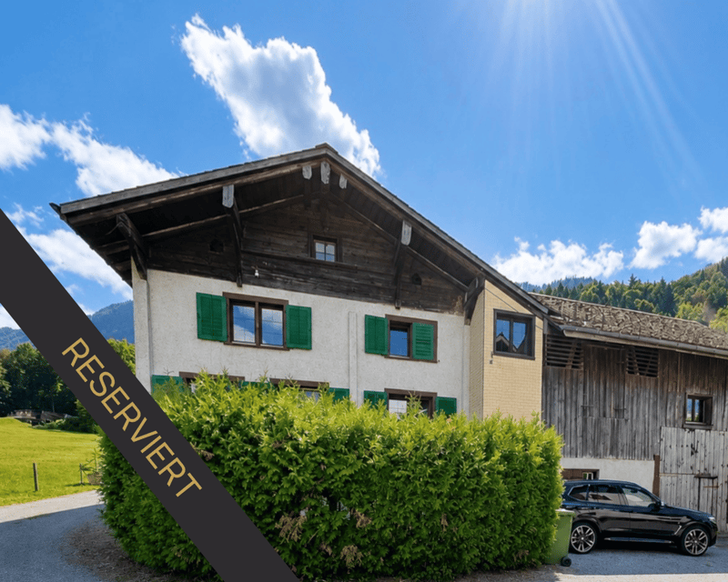 5.5-Zimmer-Haus mit Schopf in Bilten – viel Platz für Familie & Hobby (1)