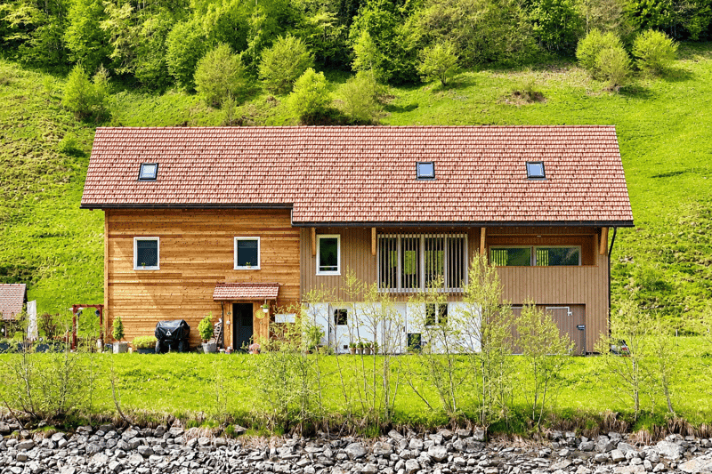 Doppeleinfamilienhaus in Euthal im Bezirk Einsiedeln mit flexiblen Kaufoptionen (8)