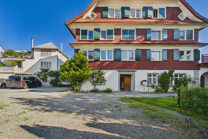 6.5 Zimmer Maisonette mit Seesicht, grosser Terasse und Garten (1)