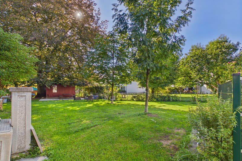 6.5 Zimmer Maisonette mit Seesicht, grosser Terasse und Garten (2)