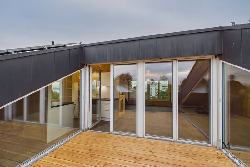 4.5‑Zimmer Maisonette mit Dachterrasse und Seesicht (15)