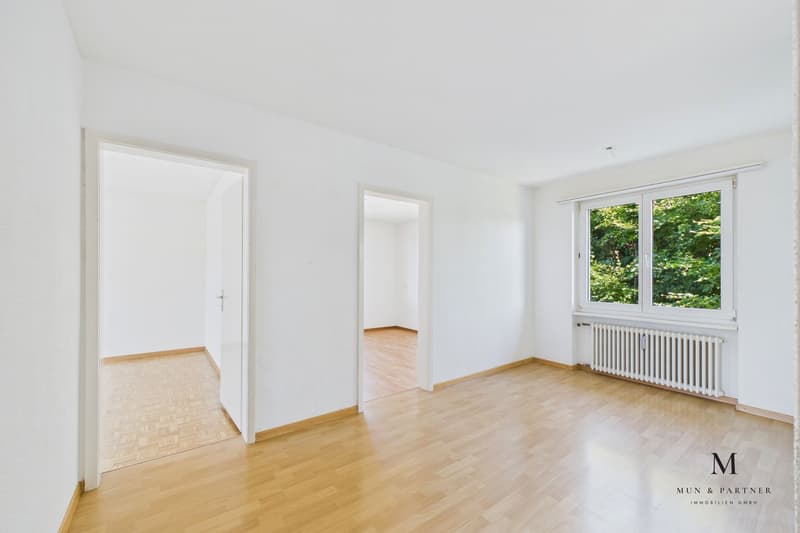 3.5 Zimmer Wohnung mit Lift, optionaler Garage und Seenähe (2)