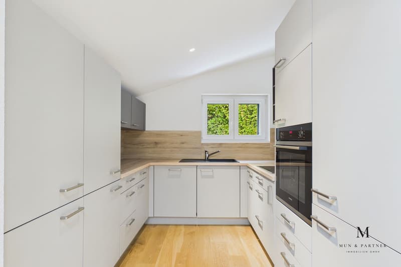 Modern wohnen im Grünen – stilvolle 4.5-Zimmer-Wohnung mit Terrasse in St. Georgen (5)
