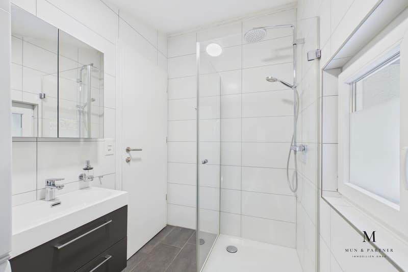 Modern wohnen im Grünen – stilvolle 4.5-Zimmer-Wohnung mit Terrasse in St. Georgen (7)