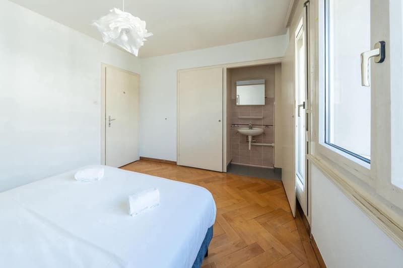Co-location à Lausanne (1005) (2)