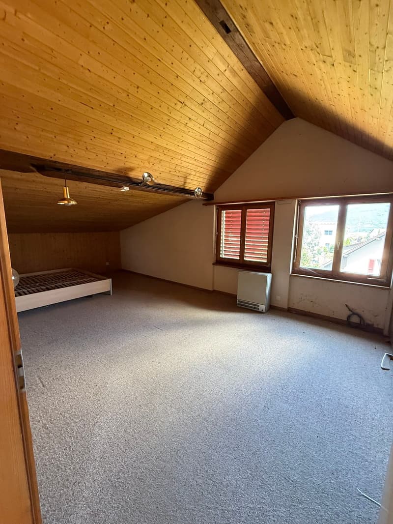 4.5-Zimmer-Haus mit 1307m2 (Bau-) Land (-Reserve) in Kestenholz (7)