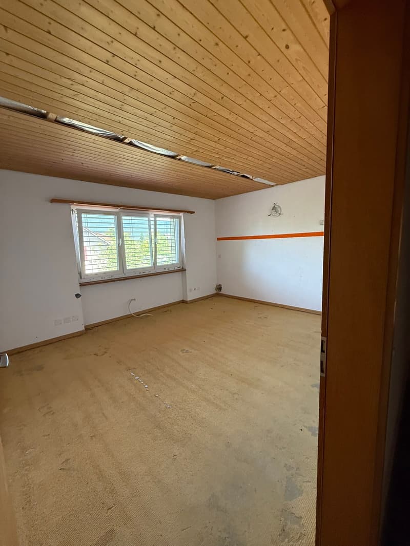 4.5-Zimmer-Haus mit 1307m2 (Bau-) Land (-Reserve) in Kestenholz (10)