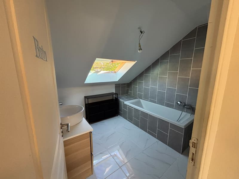 Charmant appartement de 5.5 pièces à Henniez – disponible immédiatement (9)