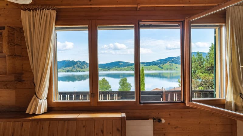 FERIENHAUS MIT SENSATIONELLER SEE- UND BERGSICHT (6)