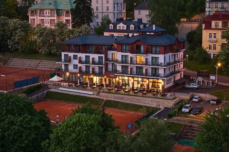 4-STERNE-HOTELRESORT MIT TENNISANLAGE (1)