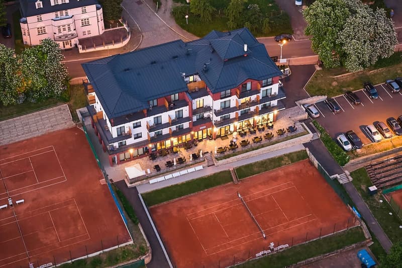 4-STERNE-HOTELRESORT MIT TENNISANLAGE (2)