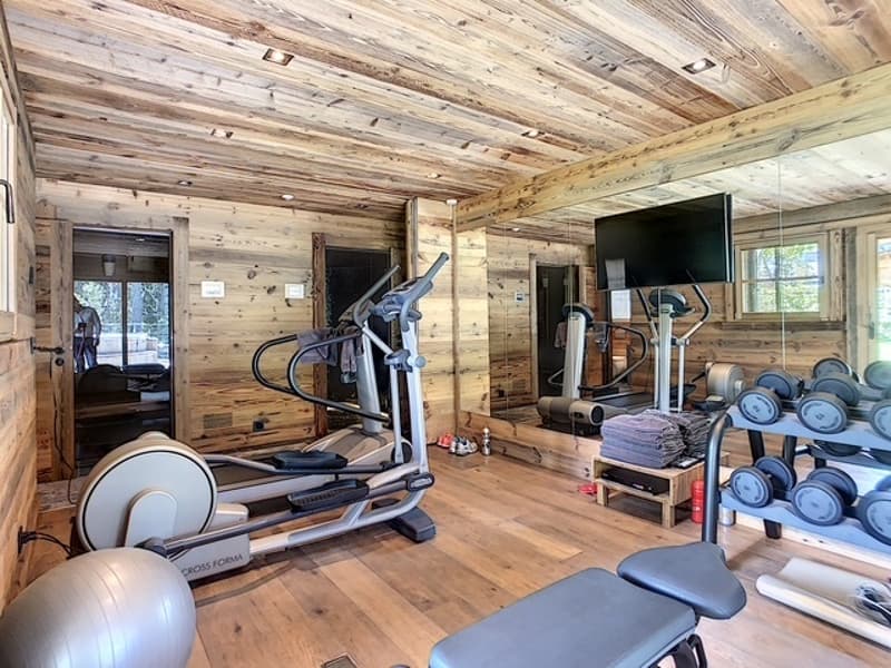 Superbe chalet familial en vieux-bois à Crans-Montana. 5 chambres. (9)