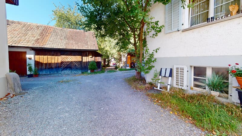 Charaktervolles Dorfhaus mit Einliegerwohnung, Saunalandschaft & Weitblick-Terrasse (3)