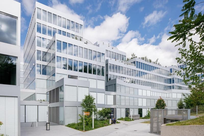 Bezugsbereite und hochwertig ausgebaute 520 m² Bürofläche mieten im The Circle, Zürich Flughafen (1)