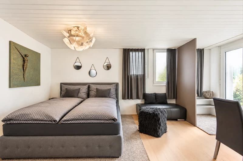Freistehendes Architektenhaus mit integriertem 1.5 Zimmer Studio (11)