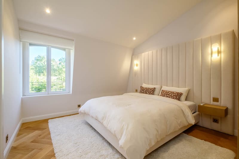 Villa 5 suites rénovée 2025 — piscine, wellness, 1 500 m² sud-ouest (9)