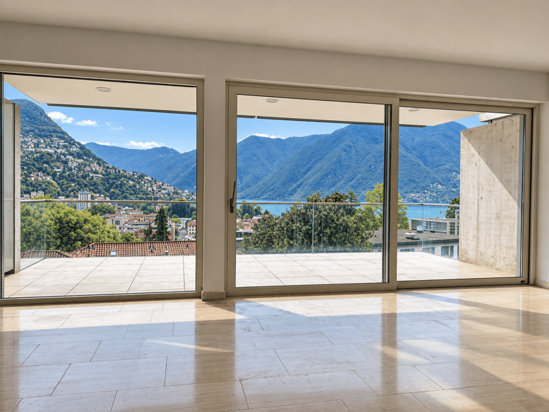 Ampio 4.5 locali con vista lago in residenza di pregio a Lugano (1)