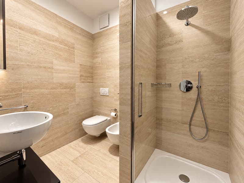 Ampio 4.5 locali con vista lago in residenza di pregio a Lugano (7)