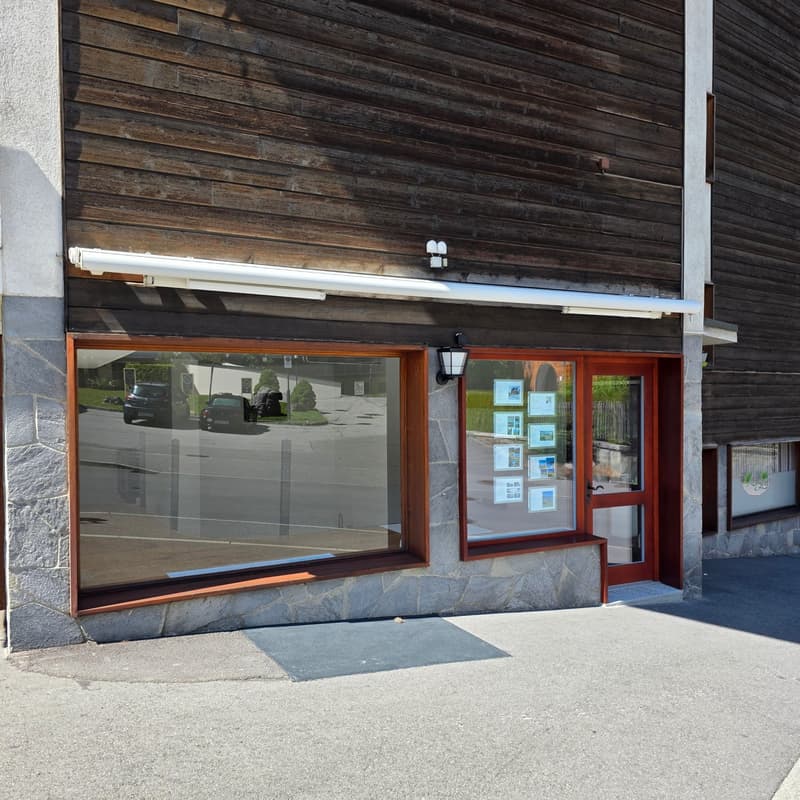 Local Commercial à Villars-sur-Ollon (2)