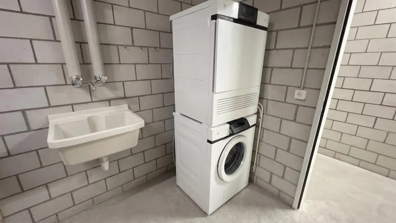 HELL, MODERN, MIT EIGENEM GARTEN - IDEAL ZUM WOHNEN, ARBEITEN ODER ALS ATELIER (10)