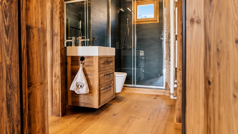 Magnifique chalet proche du centre de Crans-Montana (12)