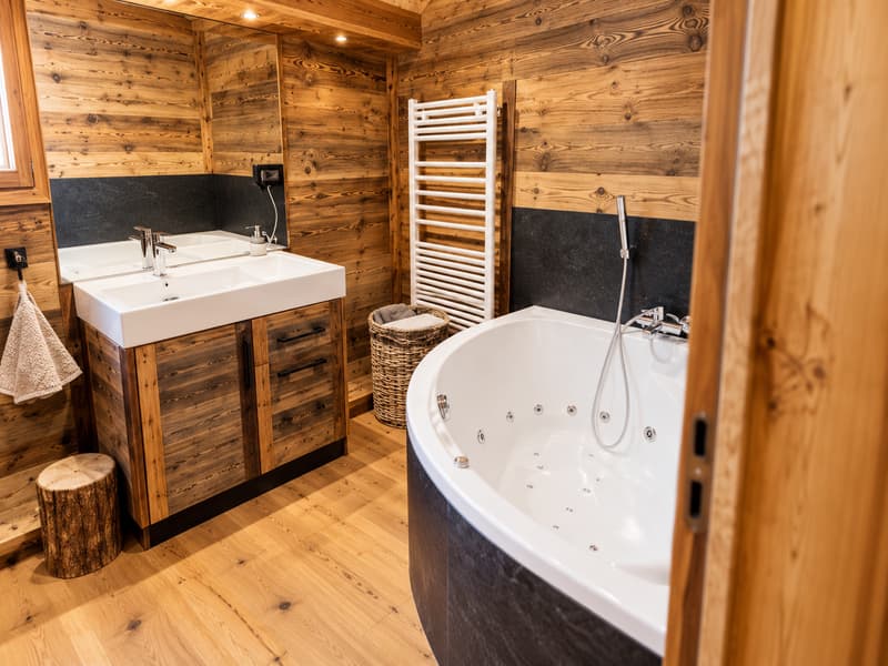 Magnifique chalet proche du centre de Crans-Montana (8)