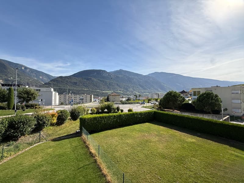 Magnifique appartement 5.5 pièces avec vue dégagée à Sierre (2)