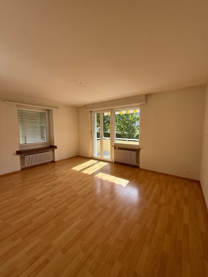 Helle 4-Zimmer-Wohnung mit Balkon in Pratteln (4)