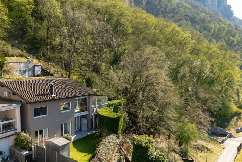 Exklusives Haus inmitten der Natur 180° Seeblick (16)