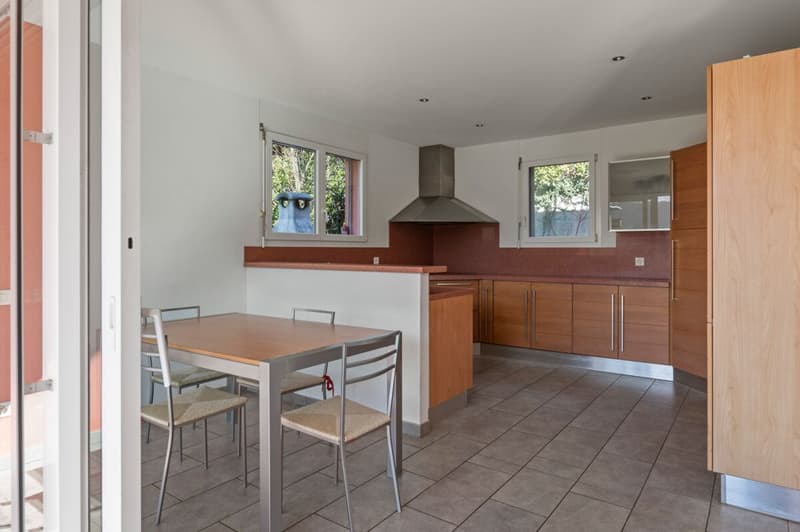 Spaziosa casa unifamiliare a Galbisio (7)