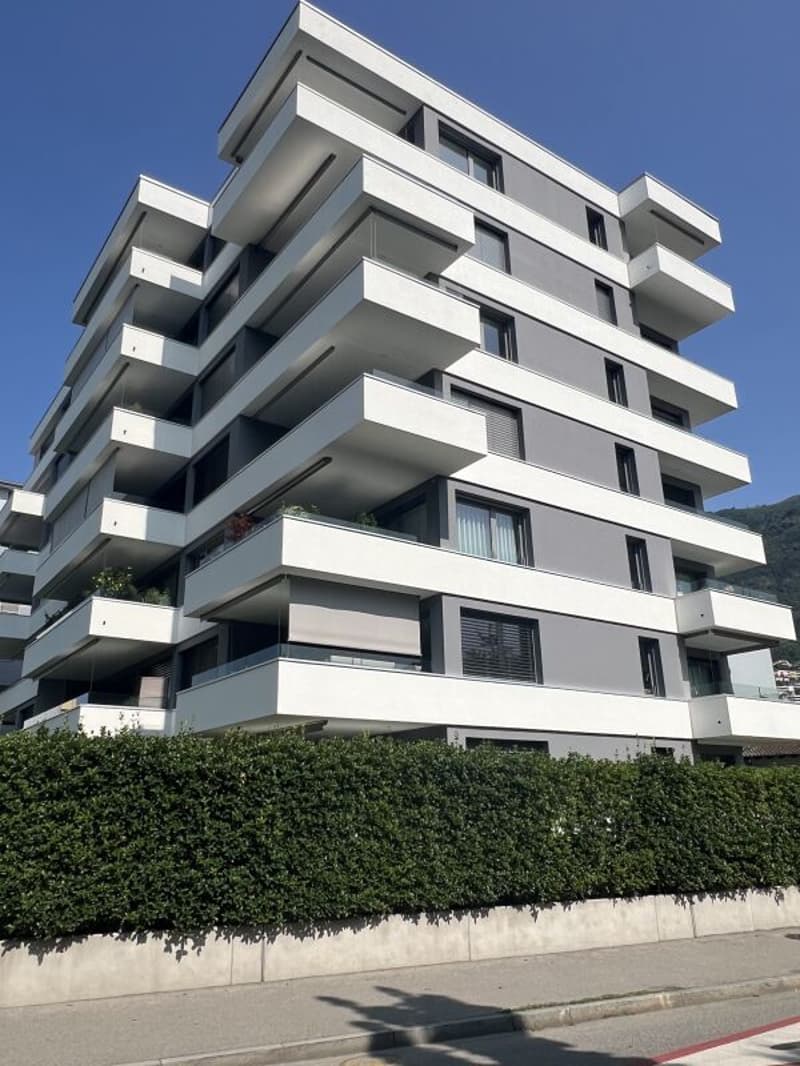 Locarno exklusive 3.5-Zimmer-Wohnung mit grosser Terrasse (8)