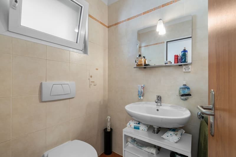 Vivi la bellezza di Capolago: casa con vista mozzafiato sul lago (17)