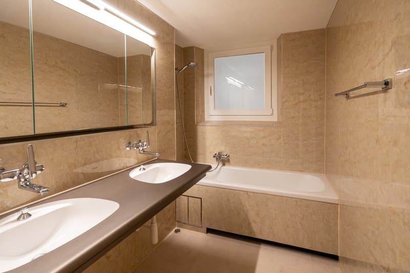3.5 Zimmer, zwei Balkone und viel Platz – nahe am Rhein (6)