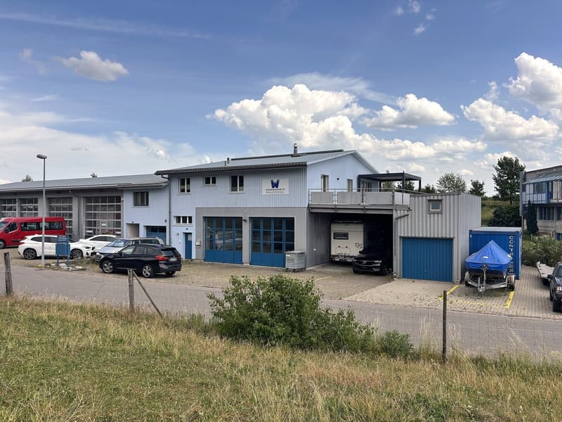 Helle 5.5-Zimmer-Attikawohnung mit grosser Dachterasse - sofort verfügbar (1)