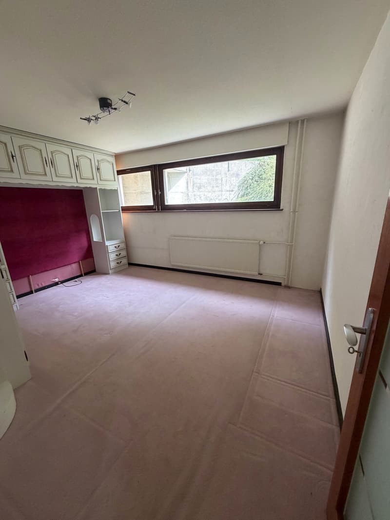 Appartement de 109m2 dans les montagnes Neuchâteloise à rénover à votre image (6)