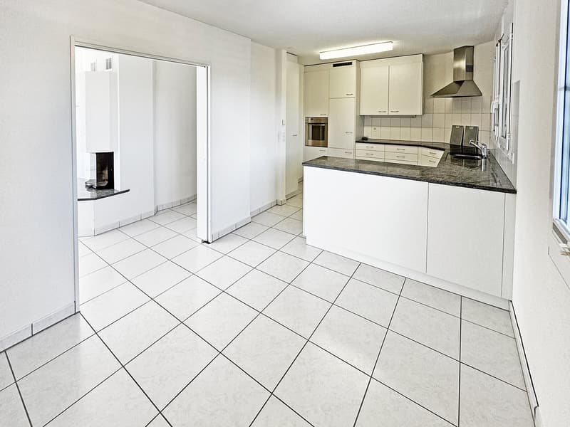 Well-maintained 5.5-room maisonette apartment in Nürensdorf (6)