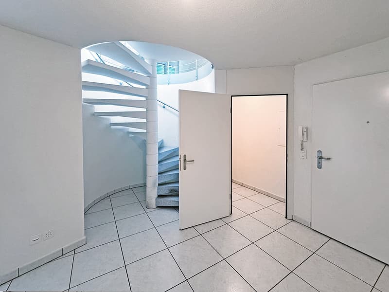 Well-maintained 5.5-room maisonette apartment in Nürensdorf (15)