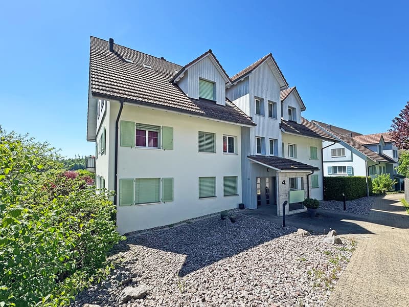 Well-maintained 5.5-room maisonette apartment in Nürensdorf (2)