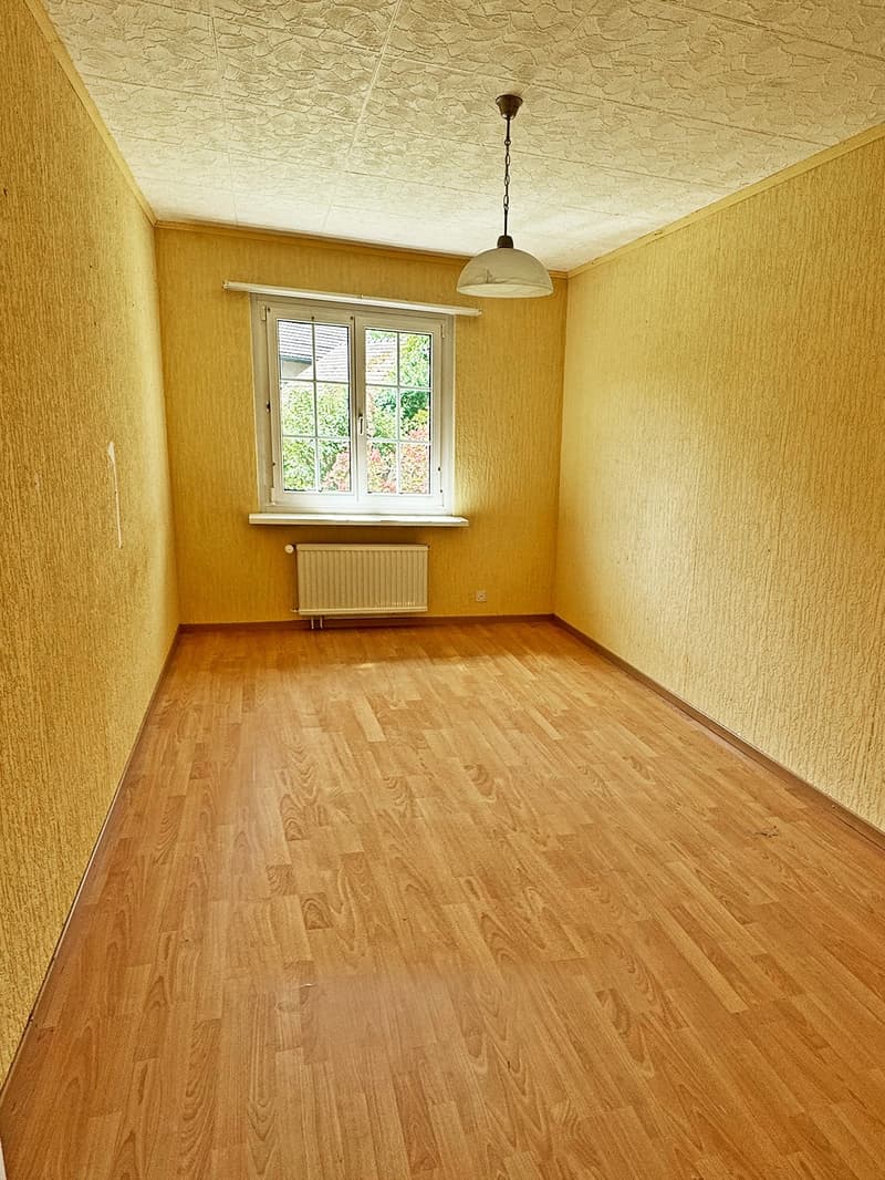 Charmantes Einfamilienhaus in ruhiger Lage in Neerach (9)