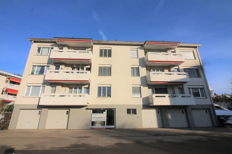 Charmante 4.5-Zimmer-Wohnung mit Balkon in Bronschhofen (11)