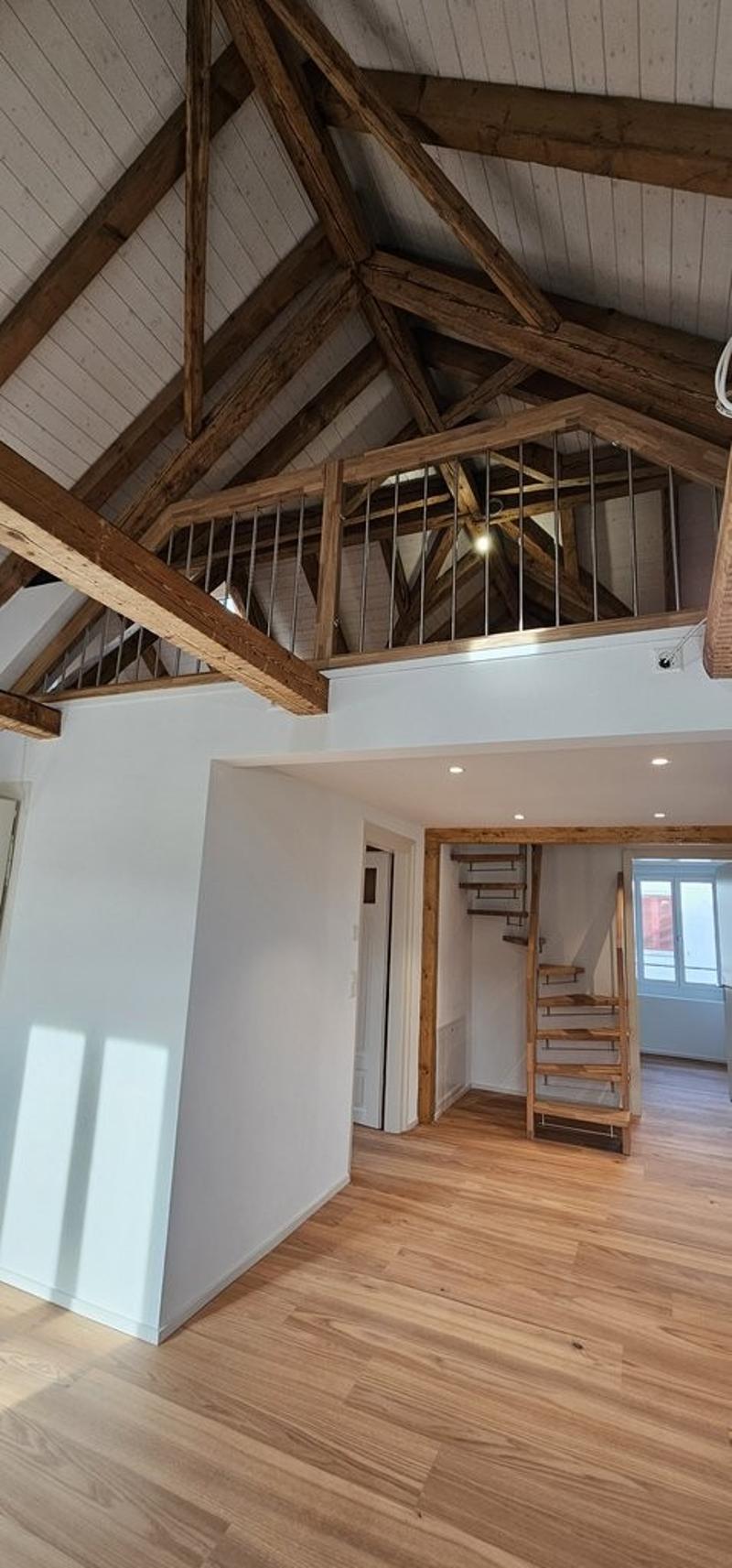 Galerie mit Wendeltreppe
