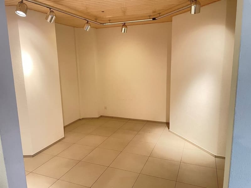Der_abgesetzte_Raum_Fensterlos.jpg